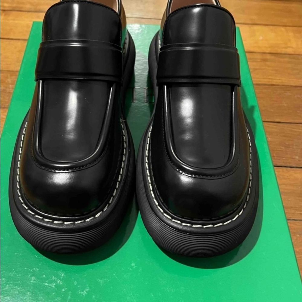 Bottega Veneta. Gorgeous shoes. Box included. Never worn - Picture 4 of 5
